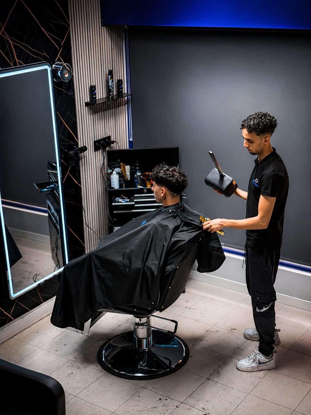 Corte premium en EL CracK Barbería